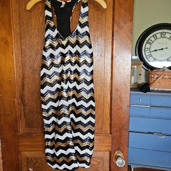 Alya Sequin Halter Party Dress M | Black Gold White Sparkle Swiftie Style - Picture 1 of 8